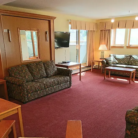 Mountain Club On Loon-2